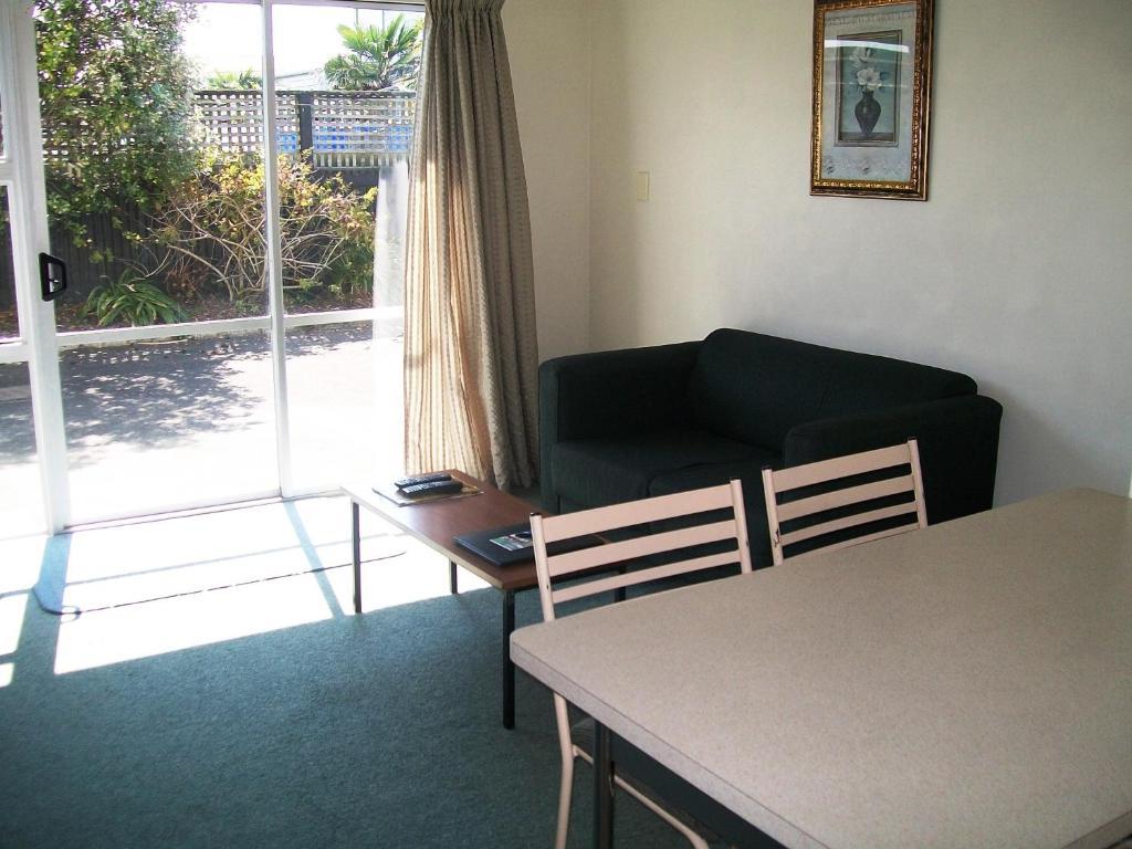 Cedar Court Motel Napier Exteriör bild